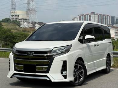 Toyota NOAH 2.0 WXB 7-SEATER 2POWER DOOR