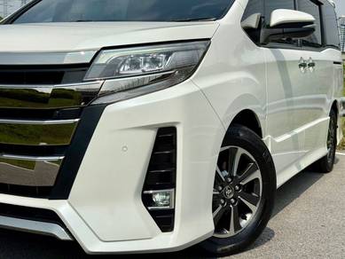 Toyota NOAH 2.0 WXB 7-SEATER 2POWER DOOR