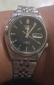 Seiko 5 Automatic