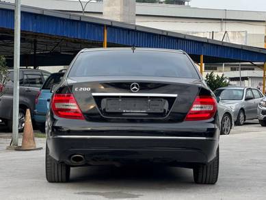 Mercedes Benz C200 CGI BlueEFCY 1.8 WARRANTY