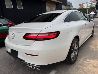 Mercedes Benz E200 2.0 AMG COUPE 4MATIC