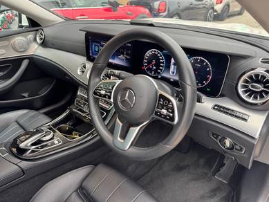 Mercedes Benz E200 2.0 AMG COUPE 4MATIC