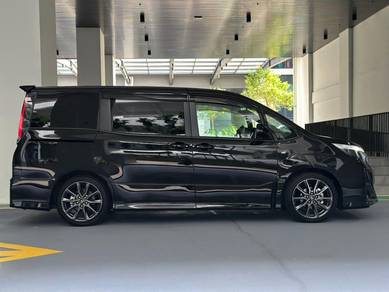 Toyota NOAH 2.0 SI GR SPORT (A)
