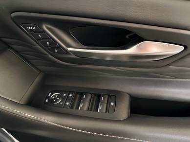 Toyota ALPHARD 2.5 Z (A) Sunroof GRADE 6A