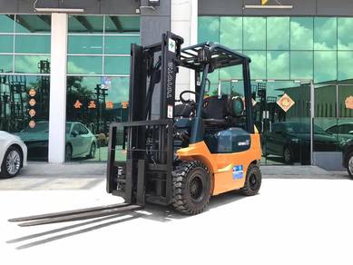 TOYOTA Forklift 1.5 Ton Auto Recon JAPAN