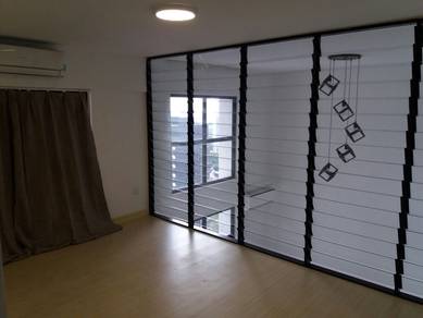 Empire City, Colonial Loft-1