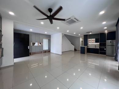 Kajang Jade Hills Nice Renovated 2 Storey Cluster Semi-D for sale