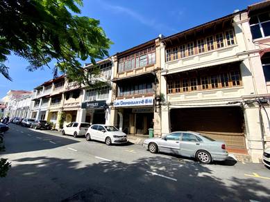 3-Storey Georgetown Heritage House for Sale @ Jalan Dato Koyah