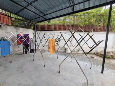 Spacious Middle Room for Rent Near Bayan Lepas