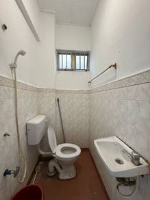 Skudai Taman Tan Sri Yaacob 2 Bedrooms Shop Apartment Level 3