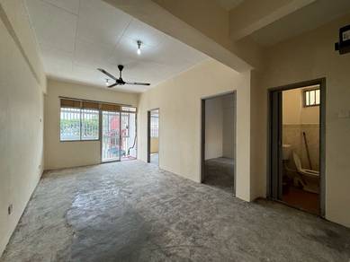 Skudai Taman Tan Sri Yaacob 2 Bedrooms Shop Apartment Level 3