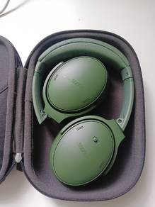Bose Quiet Comfort Headphones 