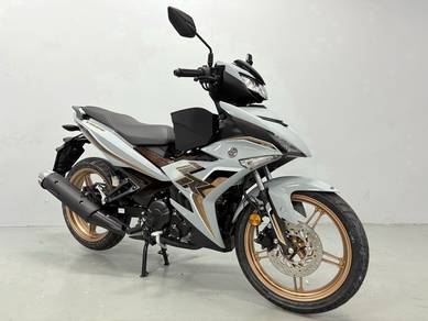 Yamaha Y15 SE promo loan kedai ,B.list boleh apply