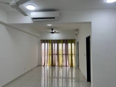 Edusentral Setia Alam ( partial furnished studio parking kitchen)