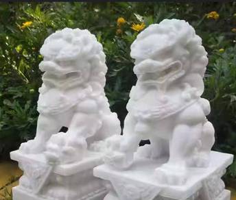 Chinese foo lion guard dogs( Feng shui)