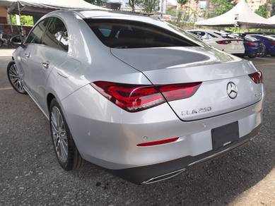 Mercedes Benz CLA250 2.0 4 MATIC CAN TRADE IN
