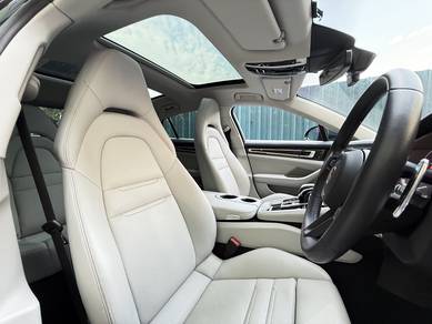 PLATINUM EDITION BOSE 2022 Porsche PANAMERA 2.9