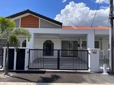 Rumah setingkat Spanish Style, Suasana Cantik & Tenang,Mesra Keluarga