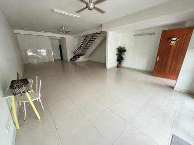 [Renovated] 2 Storey Terrace Saffron Hills Denai Alam Shah Alam House