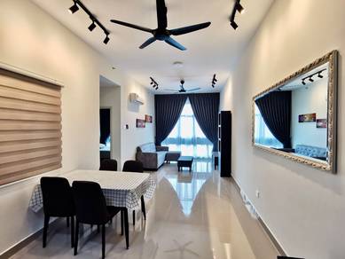 Fully Furnished 2b2b Link bridge to LRT Ara Damansara Petaling Jaya