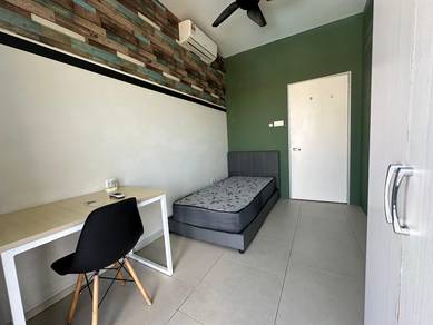 Sqwhere Fully Furnished room (Medium room and Single Room)