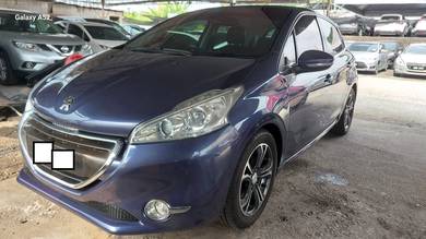 Peugeot 208 1.6 VTi ALLURE (A) 82000 done