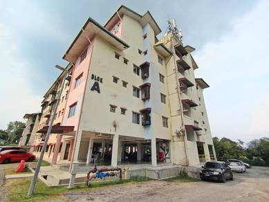 Corner Unit Desa Wangsa Apartment, Cheras