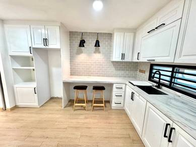 CANTIK RENOVATED MODERN CONCEPT💥💥 2-Storey Terrace, Puchong Perdana