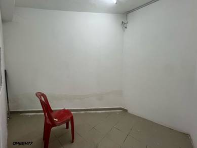 Port Klang, Jalan Kem - 1.5 Storey Corner Link Factory for Rent