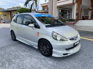 Honda JAZZ 1.3 i-DSI (A)