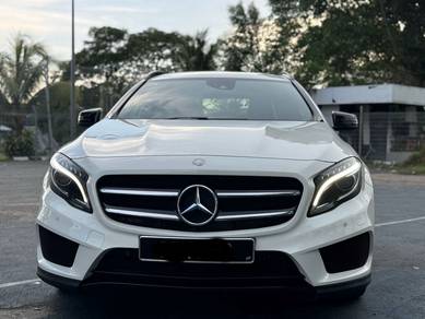 Mercedes Benz GLA250 4MATIC (CBU) 2.0 (A)