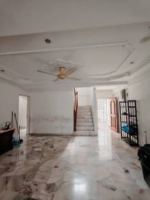 For Sale FREEHOLD Corner Penthouse Awana Puri Condominium Cheras KL