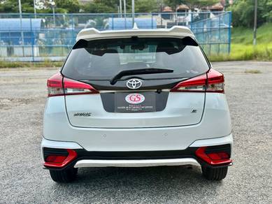 Toyota YARIS E 1.5 (A)