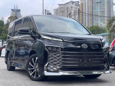 Toyota VOXY 2.0 SZ (A) 18k KM 4 Cam 3 LED