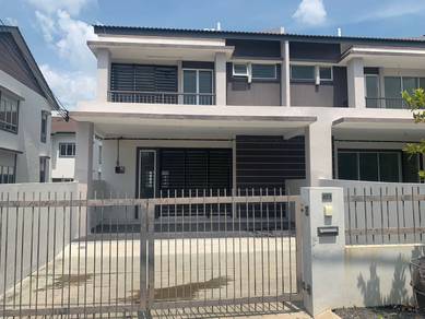 2-storey-Terraced-House-for-rent-Lumut-Perak