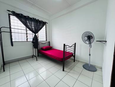Bilik Single&Privacy-FREE Wifi,Near MRT-Kota Damansara,TTDI,One Utama