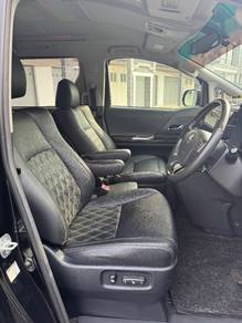 Toyota VELLFIRE 2.4  Z-EDITON (A) Pilot Seat