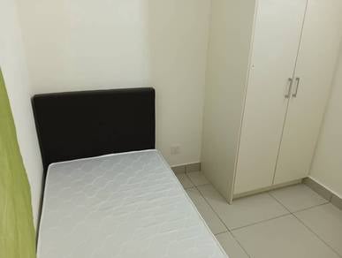 Direct Owner OUG Parklane Fully Furnisher Free Wifi 1 Month Deposit
