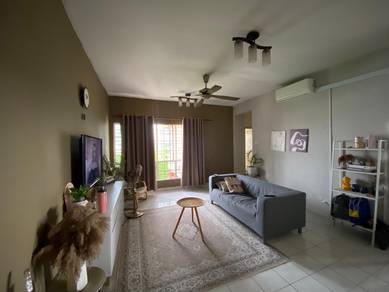Corner unit in Kelana Impian Apartment, Sungai Way, Petaling Jaya