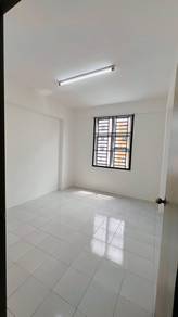 Taman Pulai Mutiara Flat / Skudai / 3 Bed 2 Bath