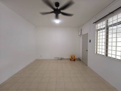 Setia Impian 4 Setia Alam Corner lot with kitchen cabinet, kitchen top