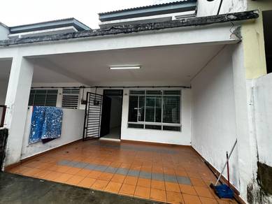 Scientex Jaya Double Story / Senai / Full Loan / Below Market / 4 Bed