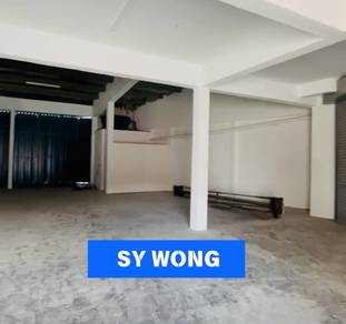 【Corner】1.5 storey warehouse light industry @ Usahajaya, Asas jaya