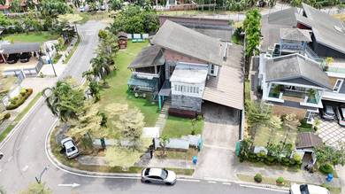 ((LUAS+CANTIK)) Bungalow CORNER LOT Jalan Titian, Bukit Jelutong