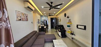 KL Traders Square Residences