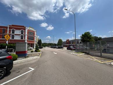 Mount Austin Shoplot 南阳街 Nan Yang Street Ground Floor For Rent Near KK