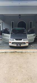 Mitsubishi SPACE GEAR L400 2.4 (A) 3 DOOR