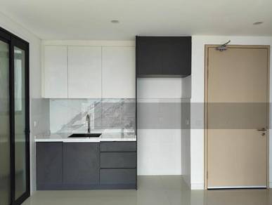 Legacy Oug Brand New Unit 1050sqft 3 R 2 B 2 Carparks Ready Move In