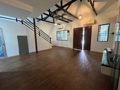 RENOVATED | NON BUMI LOT - 1.5 Storey Terrace Taman Buana Perdana, PJ