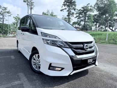 Nissan SERENA 2.0 S-HYBRID HIGHWAY STAR